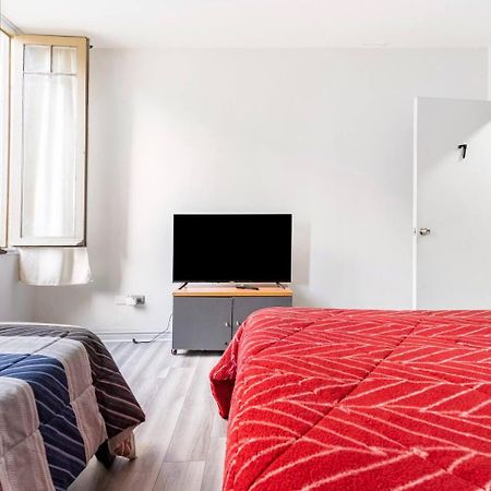 Hostal Mancora Monjitas 755 Ξενοδοχείο Σαντιάγκο Εξωτερικό φωτογραφία