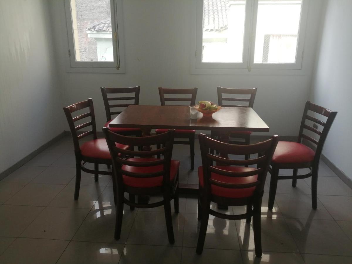 Hostal Mancora Monjitas 755 Ξενοδοχείο Σαντιάγκο Εξωτερικό φωτογραφία