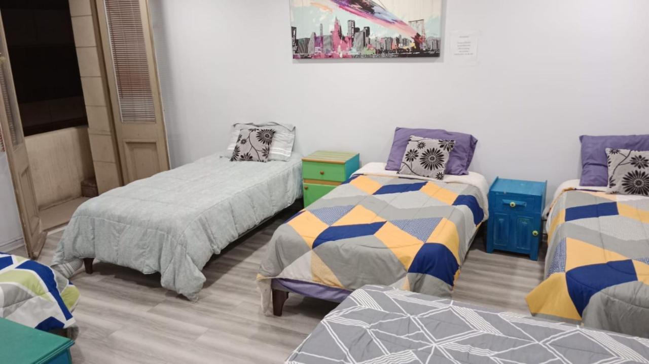 Hostal Mancora Monjitas 755 Ξενοδοχείο Σαντιάγκο Εξωτερικό φωτογραφία