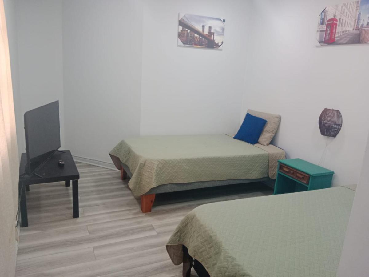 Hostal Mancora Monjitas 755 Ξενοδοχείο Σαντιάγκο Εξωτερικό φωτογραφία