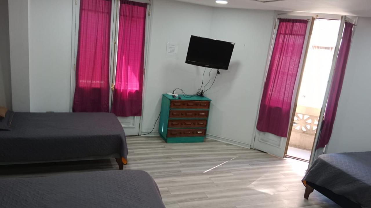 Hostal Mancora Monjitas 755 Ξενοδοχείο Σαντιάγκο Εξωτερικό φωτογραφία