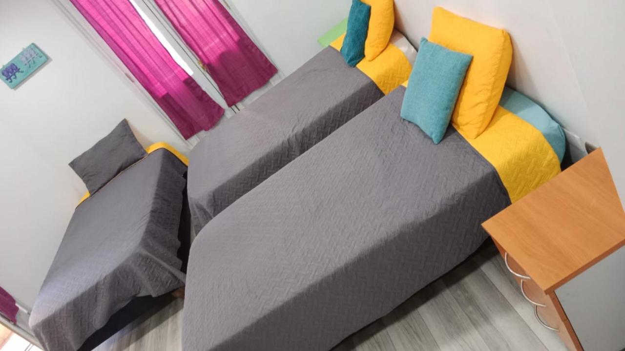 Hostal Mancora Monjitas 755 Ξενοδοχείο Σαντιάγκο Εξωτερικό φωτογραφία