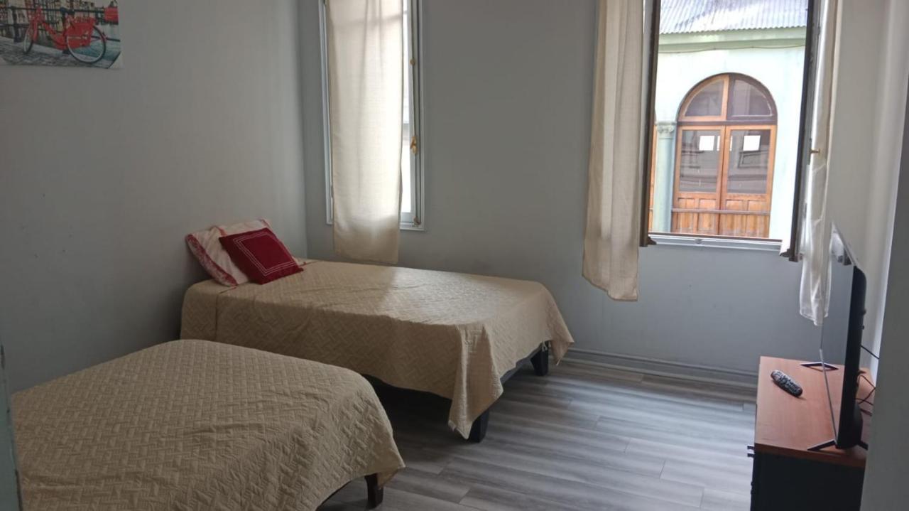 Hostal Mancora Monjitas 755 Ξενοδοχείο Σαντιάγκο Εξωτερικό φωτογραφία