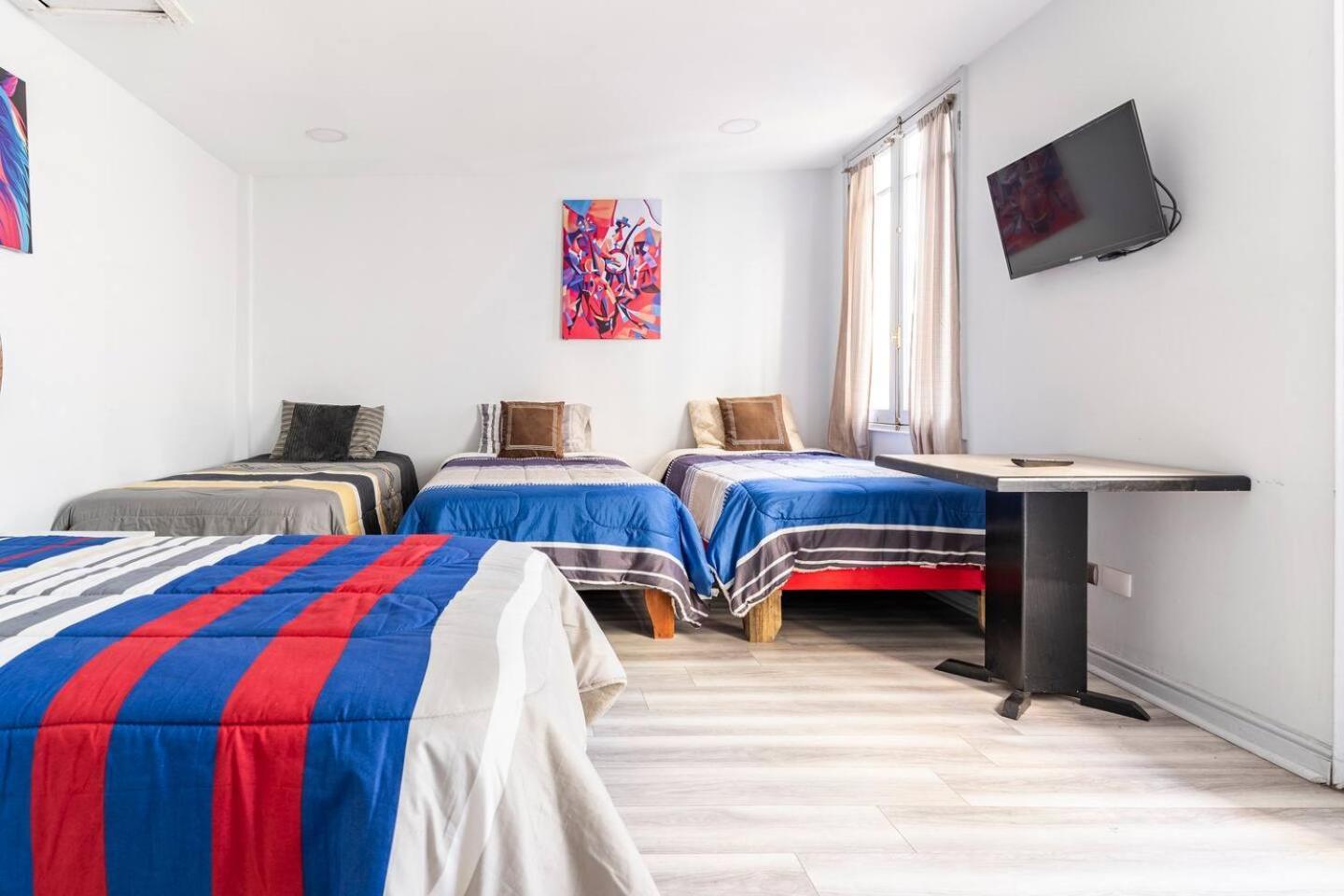 Hostal Mancora Monjitas 755 Ξενοδοχείο Σαντιάγκο Εξωτερικό φωτογραφία