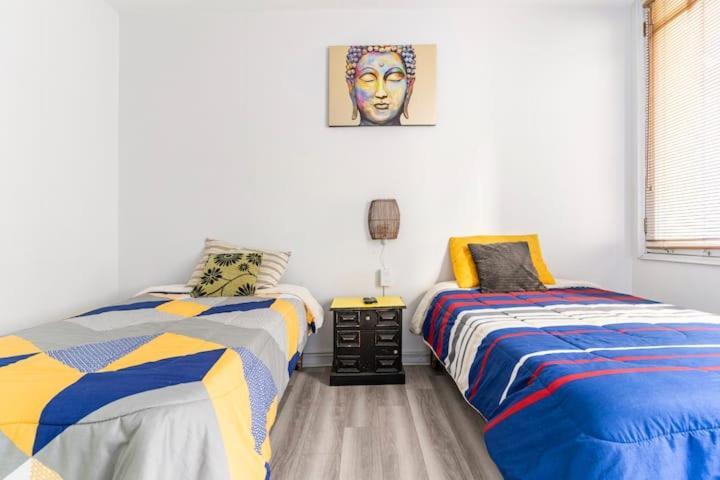Hostal Mancora Monjitas 755 Ξενοδοχείο Σαντιάγκο Εξωτερικό φωτογραφία