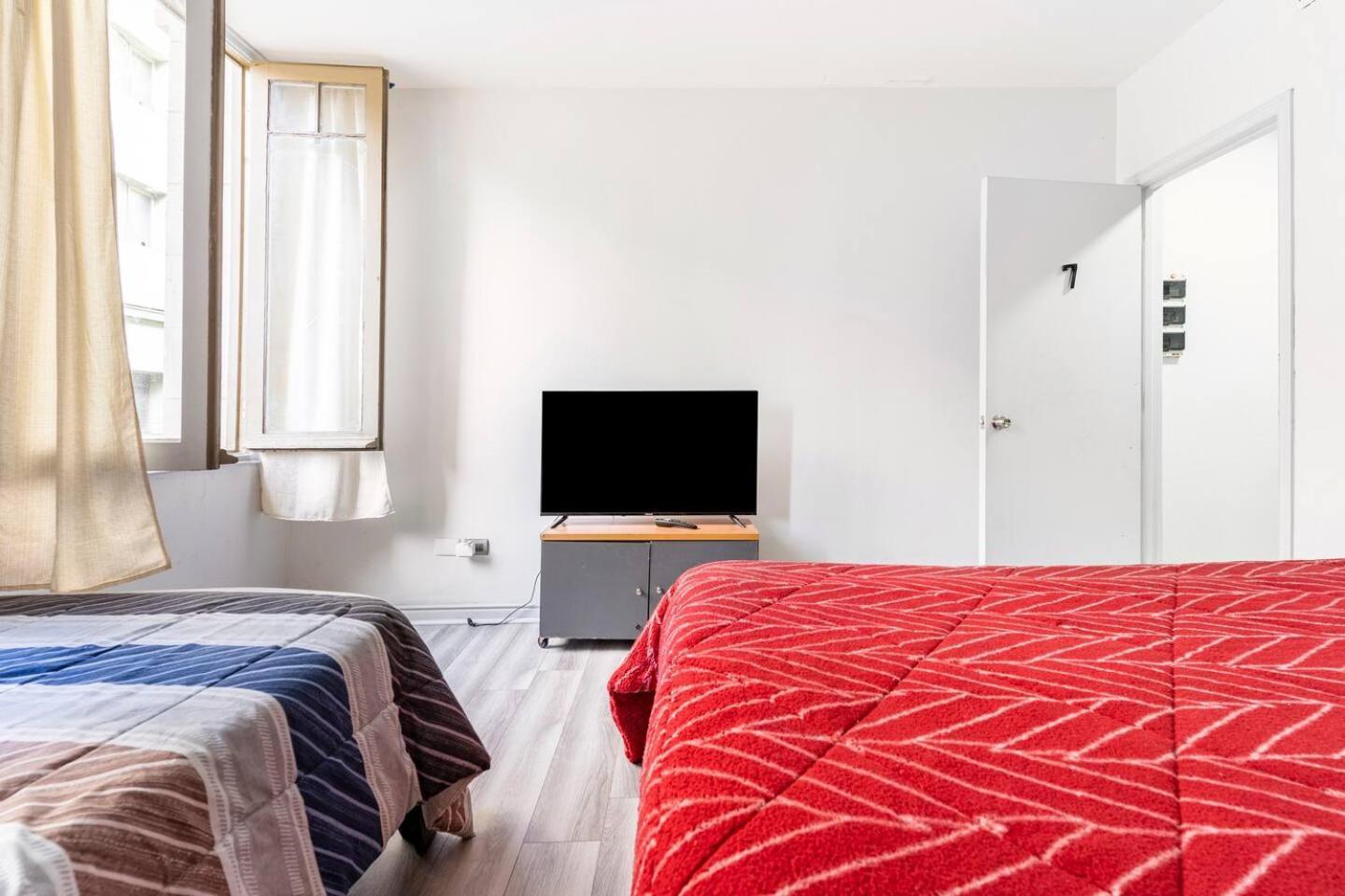 Hostal Mancora Monjitas 755 Ξενοδοχείο Σαντιάγκο Εξωτερικό φωτογραφία