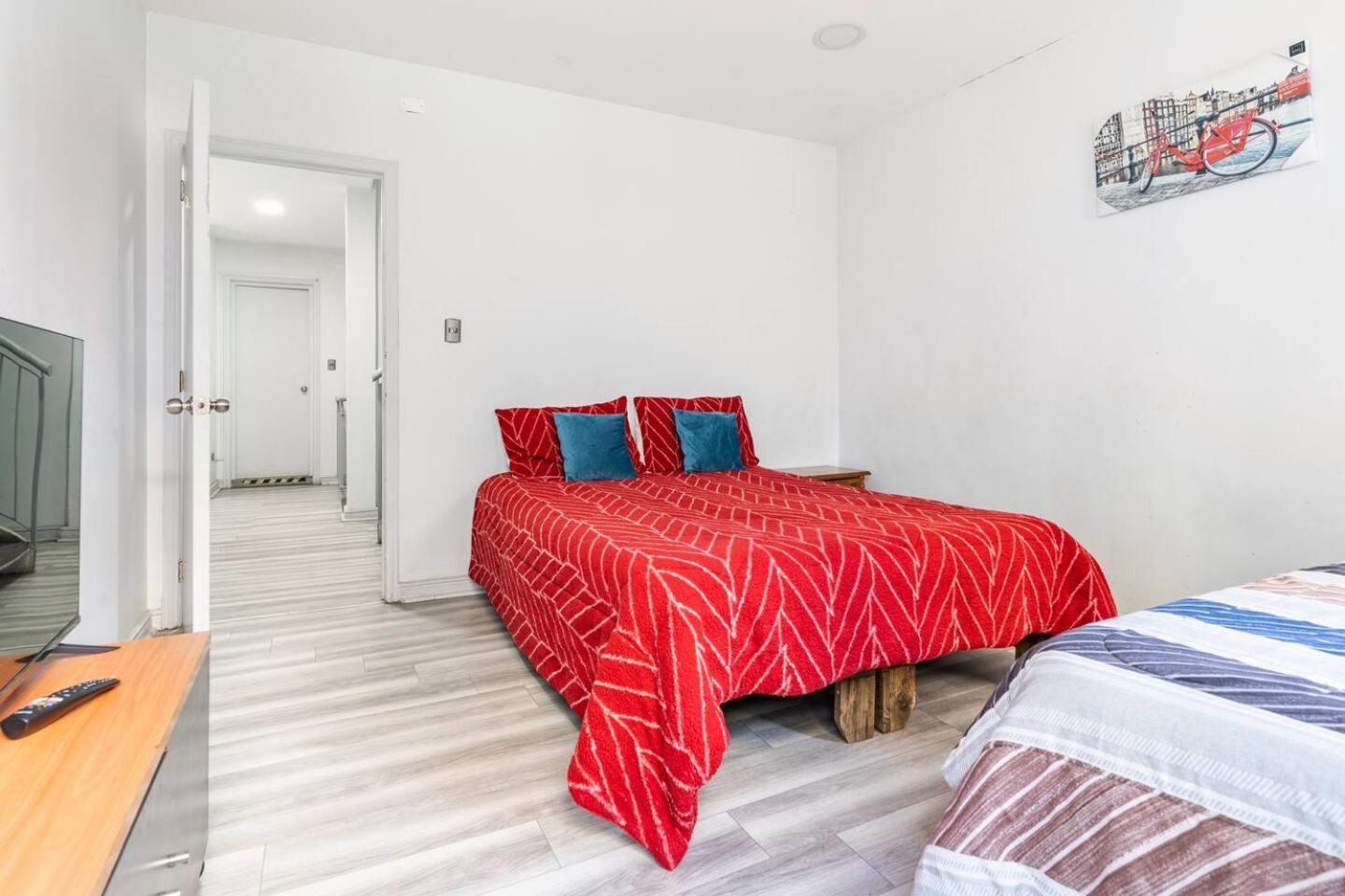 Hostal Mancora Monjitas 755 Ξενοδοχείο Σαντιάγκο Εξωτερικό φωτογραφία