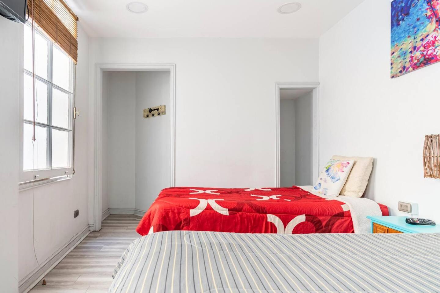 Hostal Mancora Monjitas 755 Ξενοδοχείο Σαντιάγκο Εξωτερικό φωτογραφία